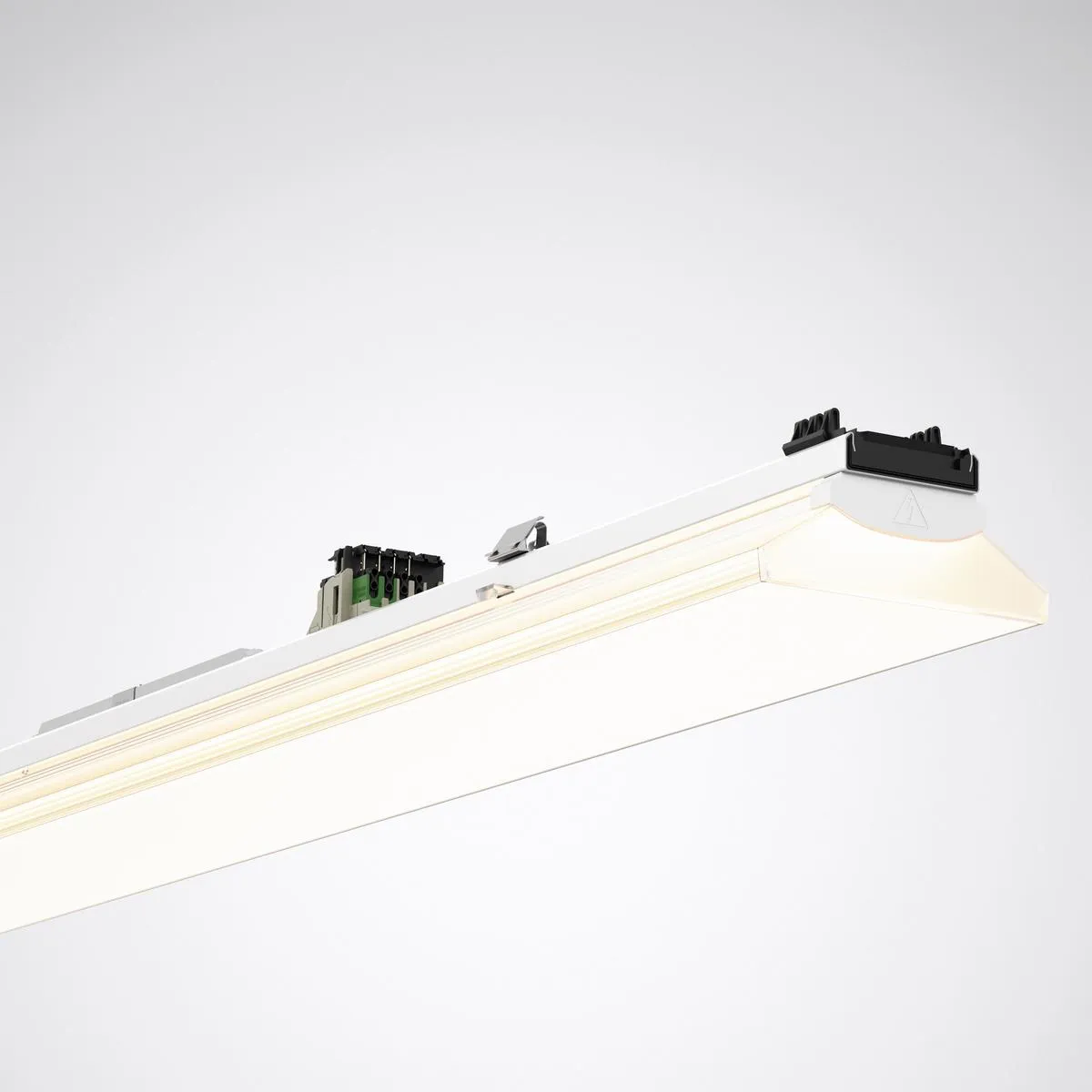 Trilux 78IP50PMW22 100-830ET L150 01 Pic_1