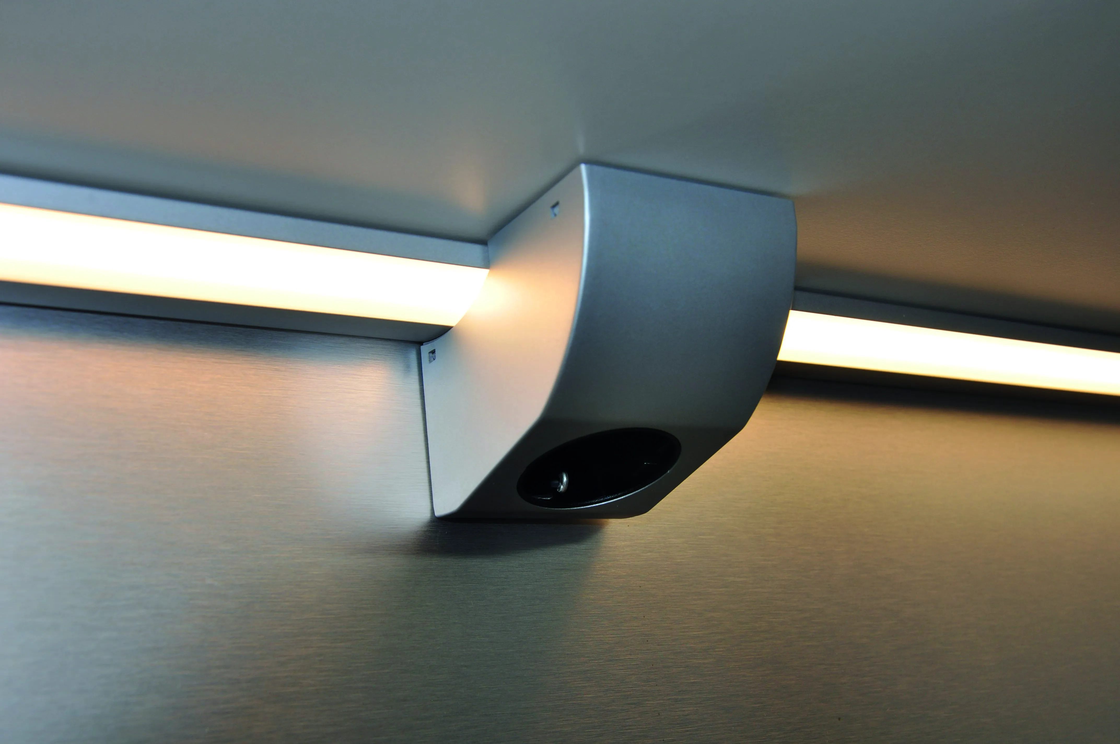 Hera, Enger LED ModuLite F 1200mm 18W ww weiß Pic_1
