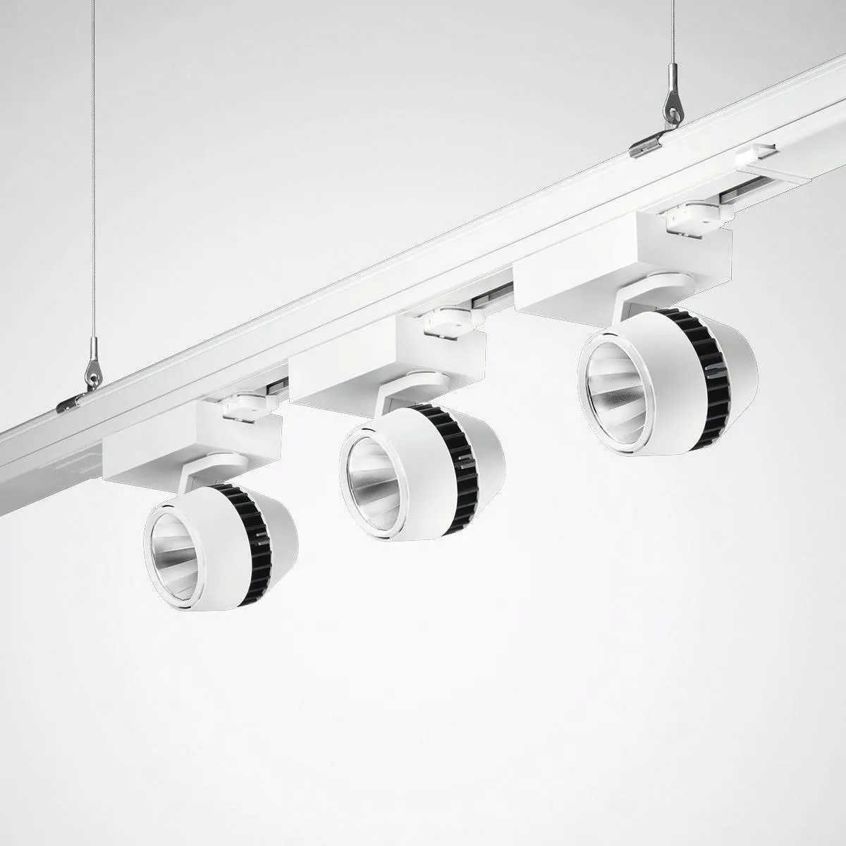 Trilux 7650 3PH DALI L150 01 NO Pic_1
