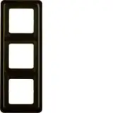133001