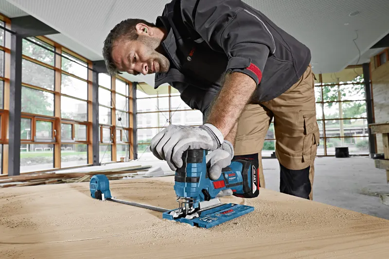 BOSCH ROBERT POWER TOOLS GMBH GST 18 V-LI S Pic_2