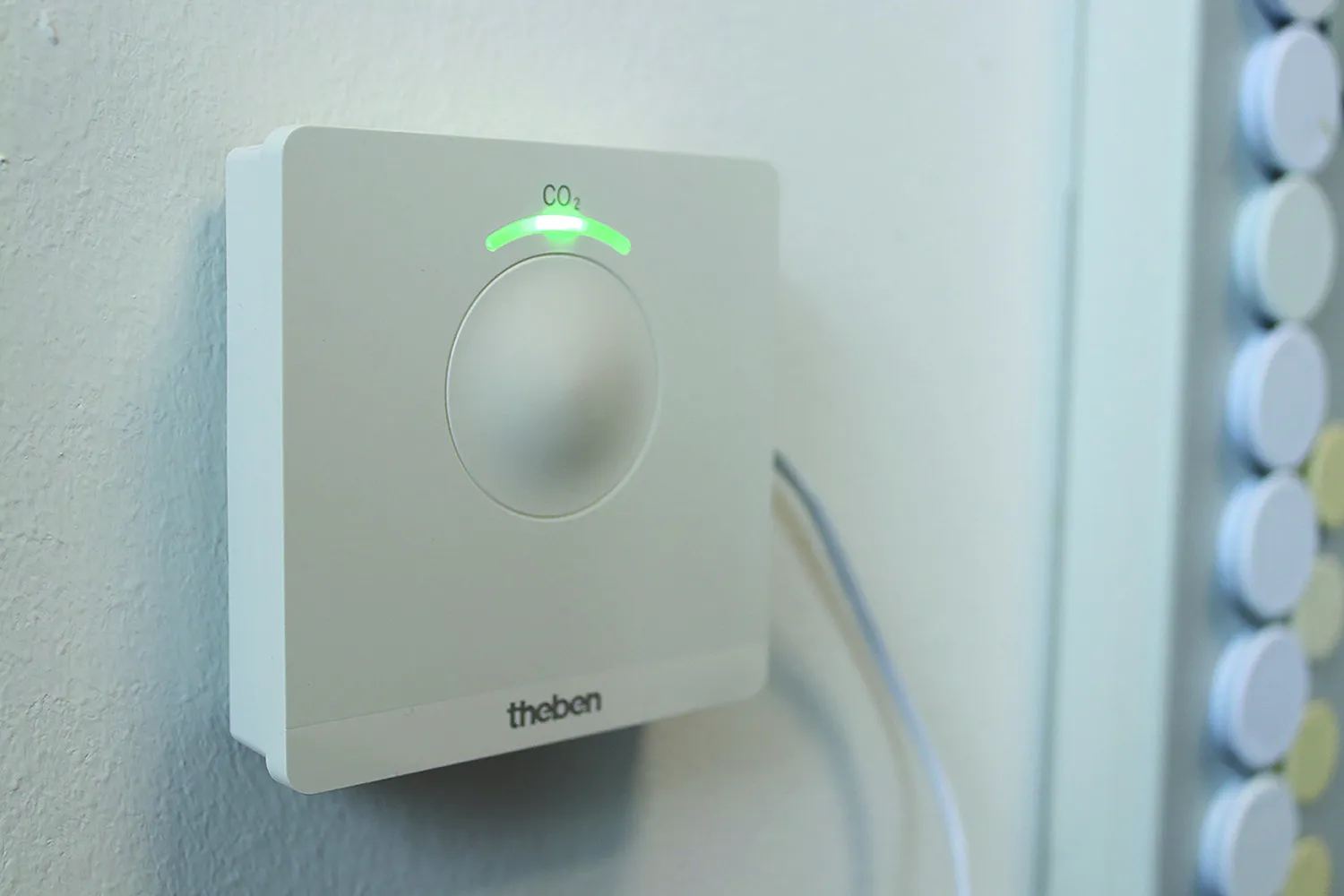 Theben AMUN 716 CO2 Monitor Pic_1