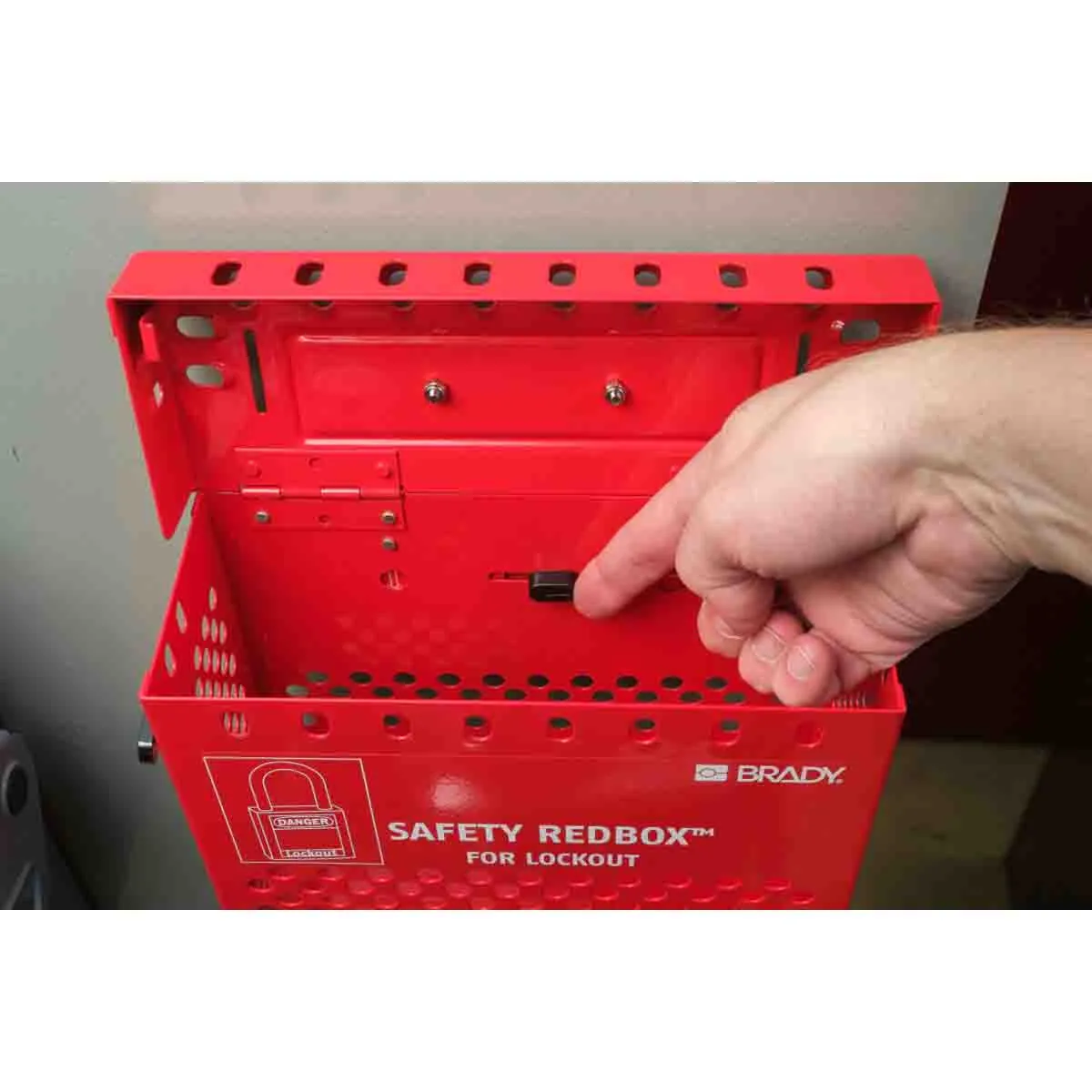 Brady SAFETY REDBOX Pic_2
