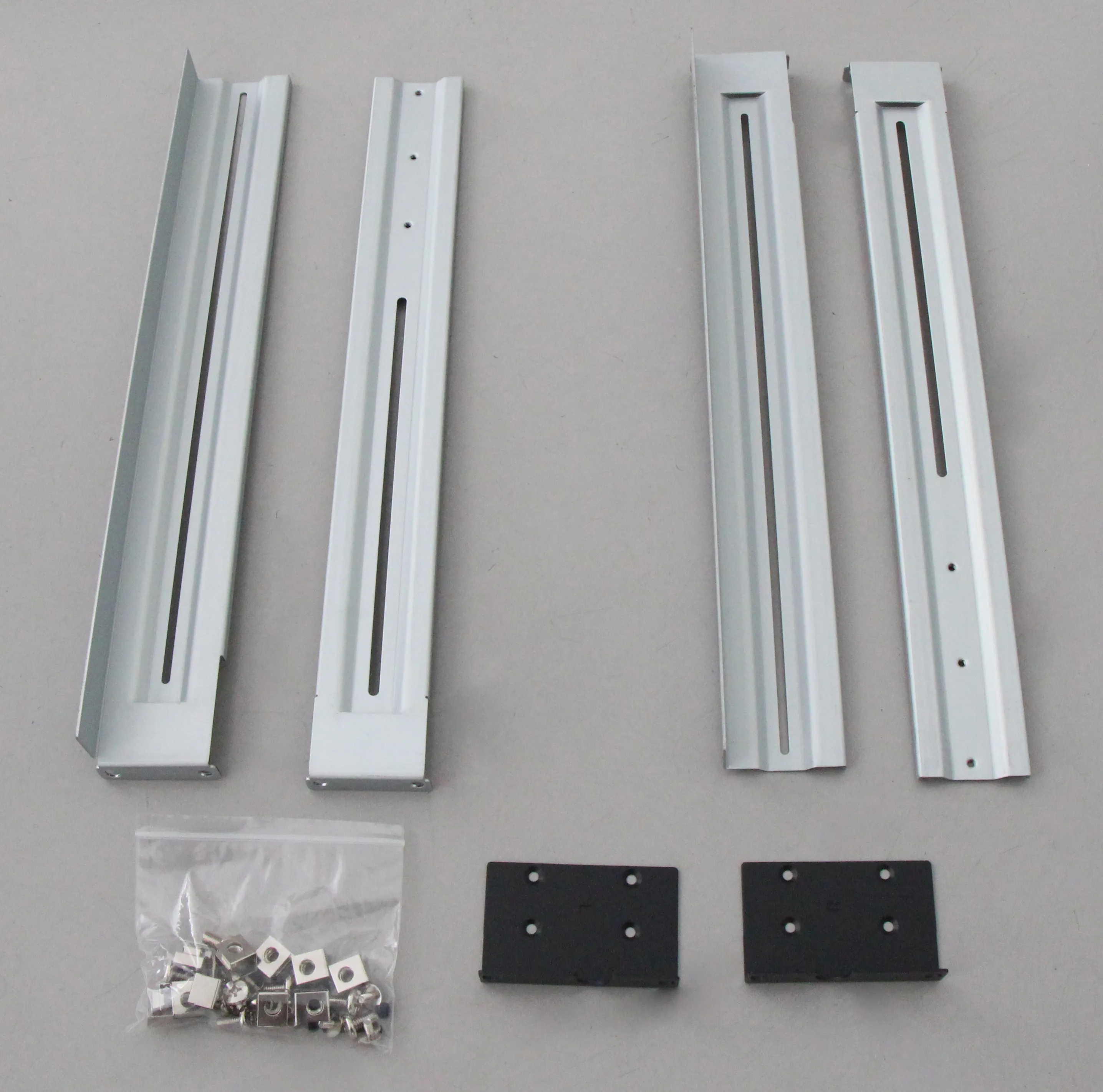 Abb Rack mounting kit 11 RT G2 6-10 kVA EBM Pic_1