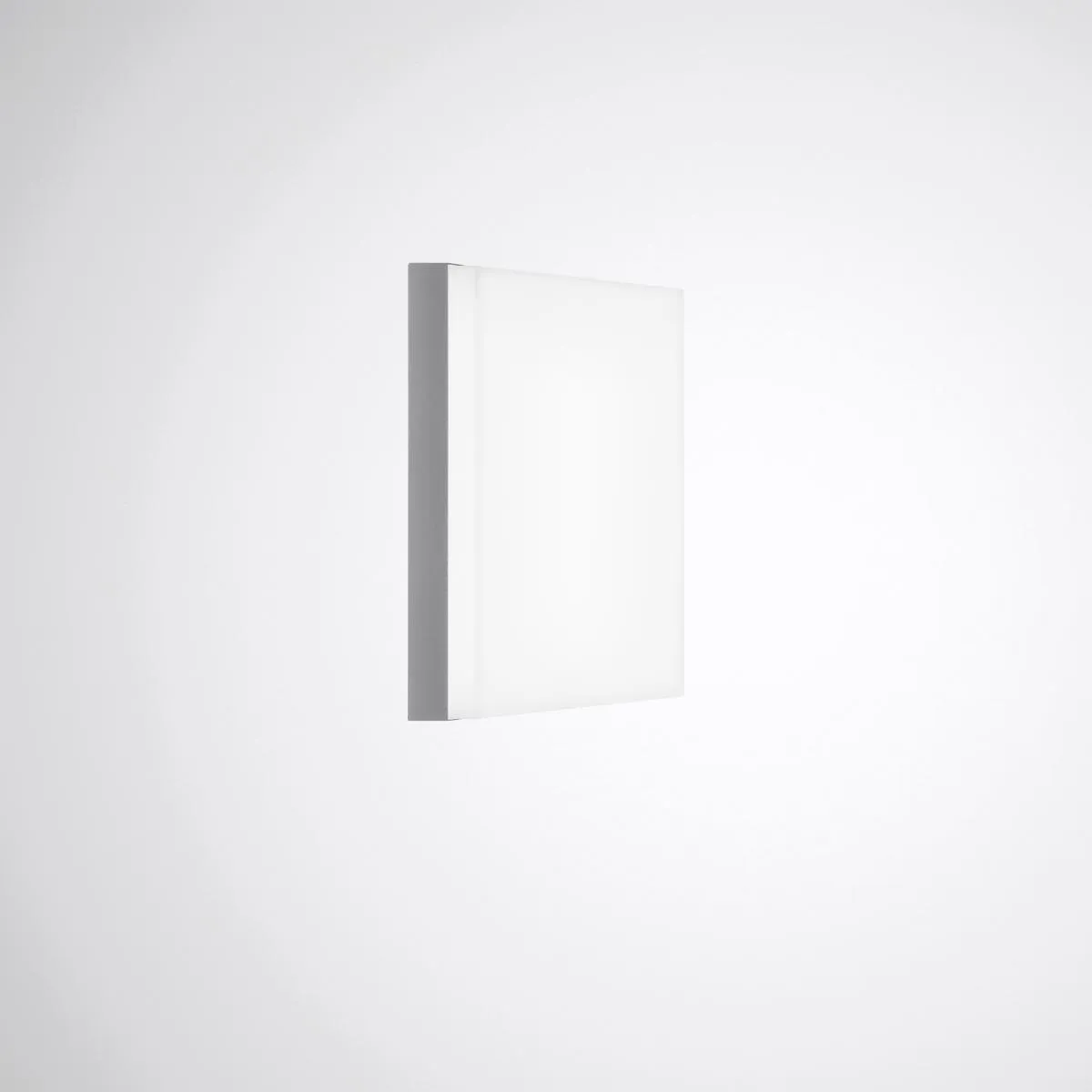 Trilux Olisq QWD2 ZDR 1/2 03 Pic_1