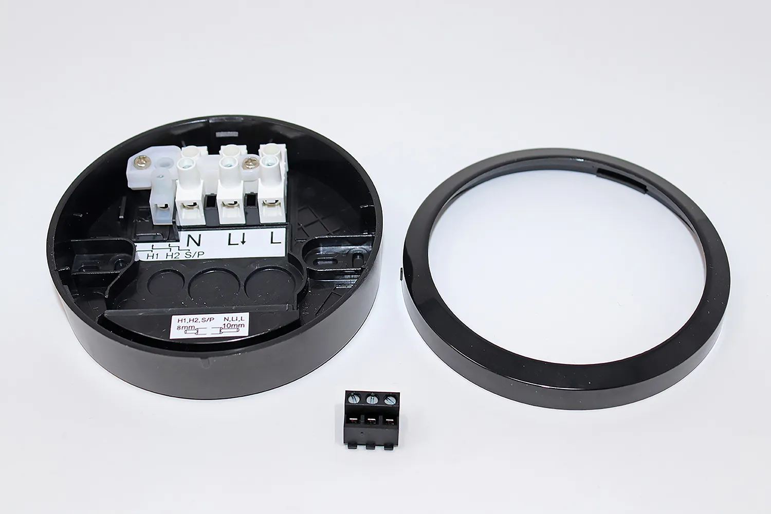 Theben Surface box LUXA 103 BK Pic_1