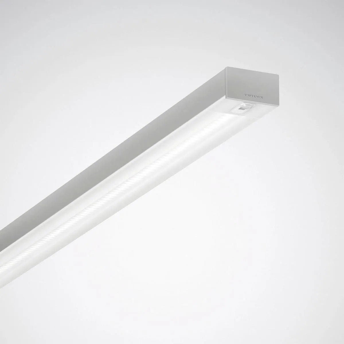 Trilux SFlow D3-L MRWD 40-830 ETBLE +CAS-S 03 Pic_1