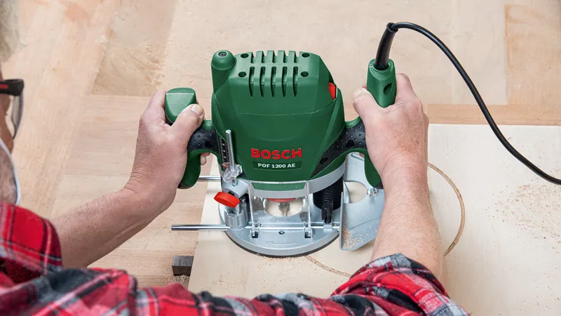 Bosch POF 1200 AE Pic_2
