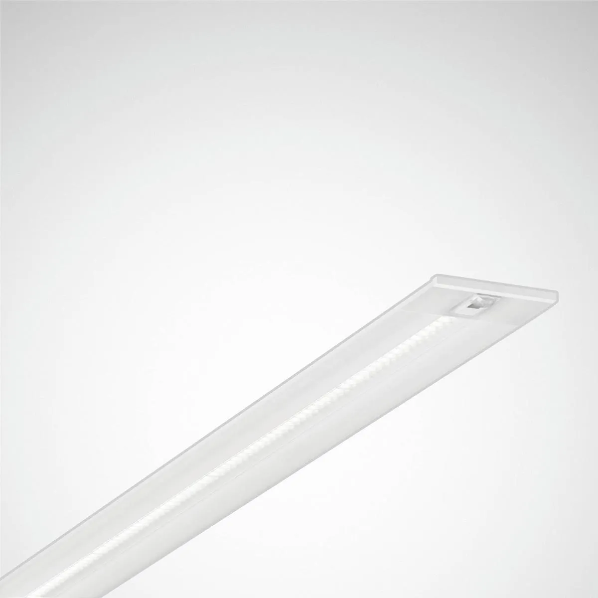 Trilux SFlow C3-L MRW LED4000-8TW ETDD8 LLWM 01 Pic_1
