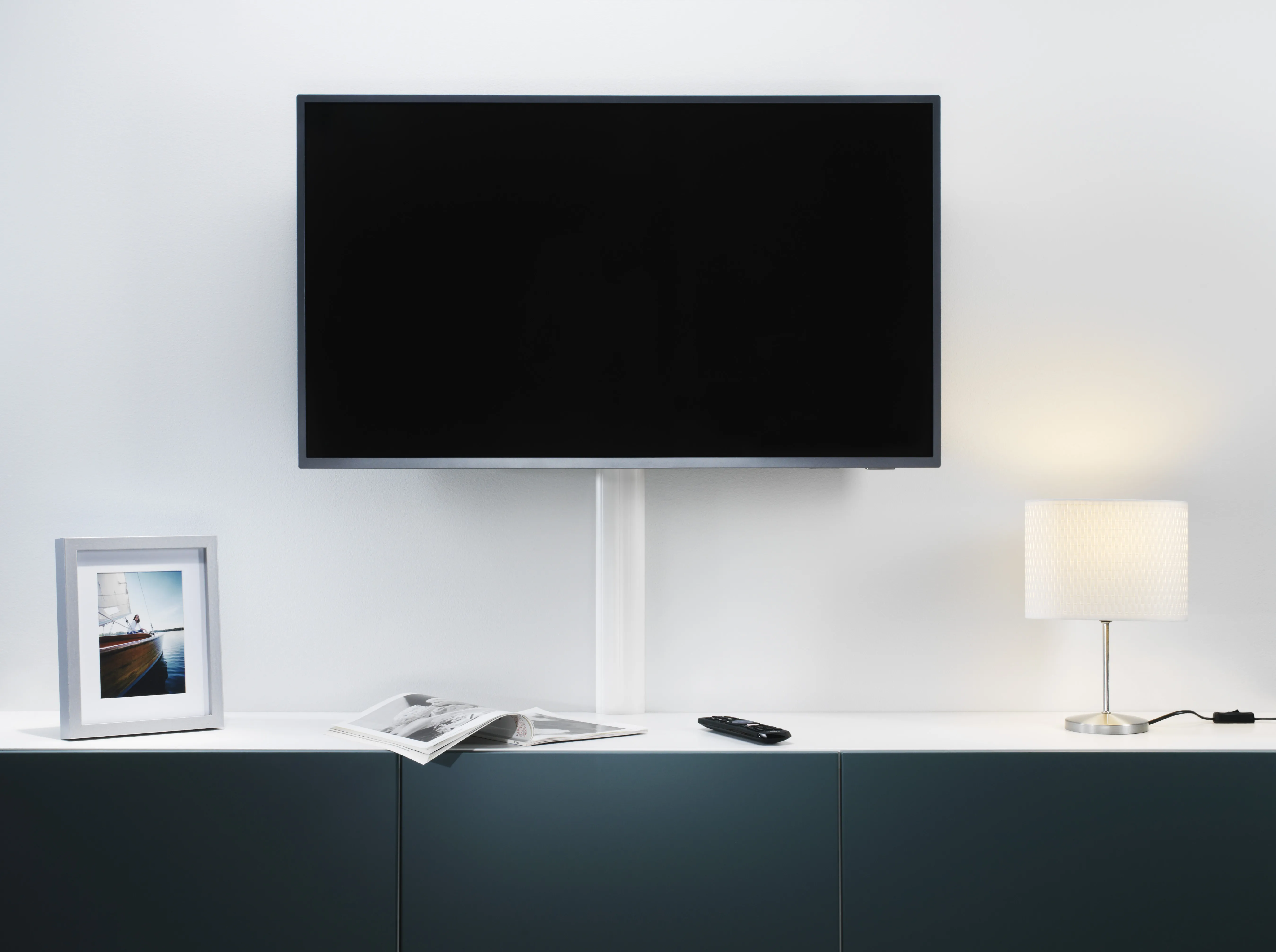 GGK GMBH & CO. KG ABK 12x50-TV Pic_1