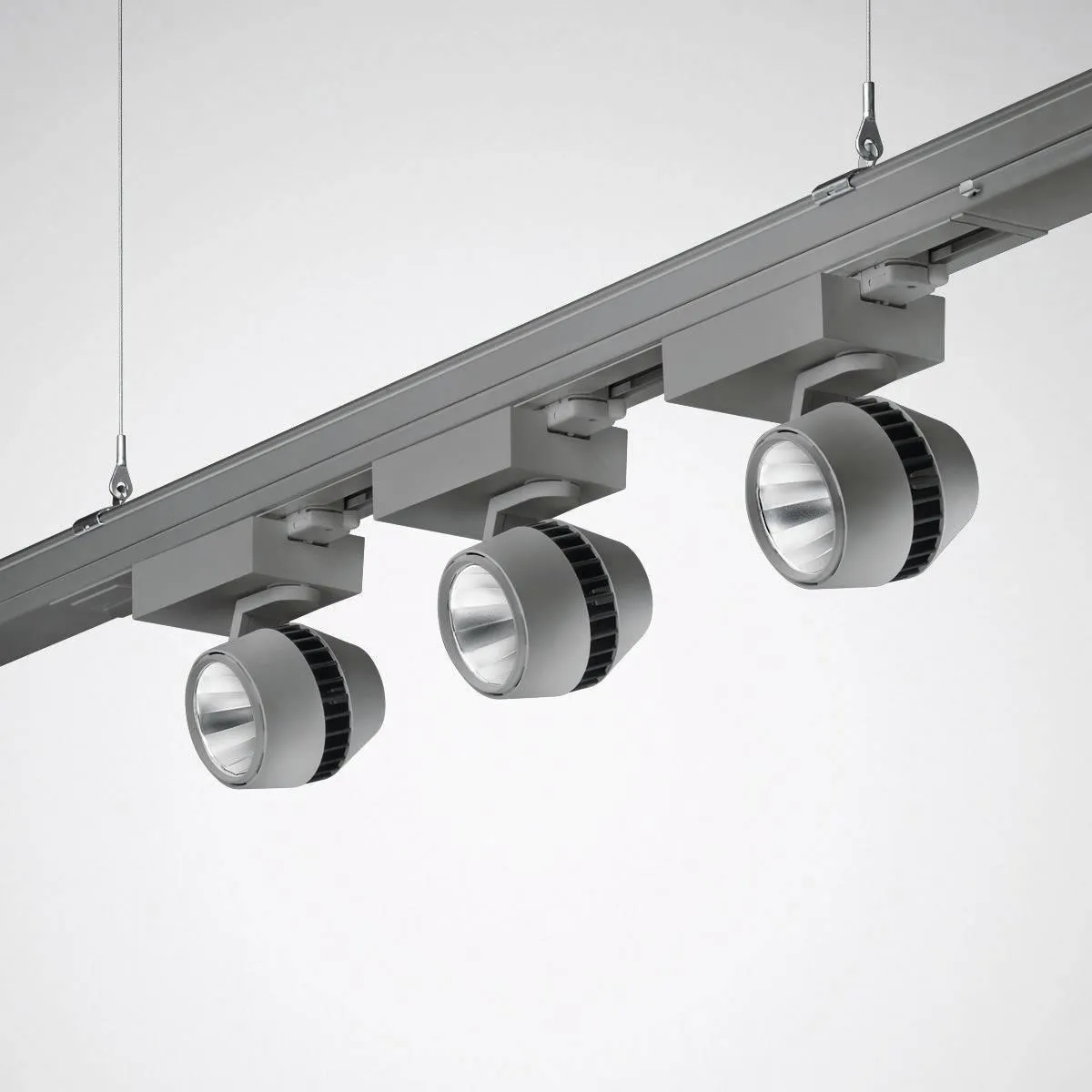 Trilux 7650 3PH DALI L150 03 NO Pic_1