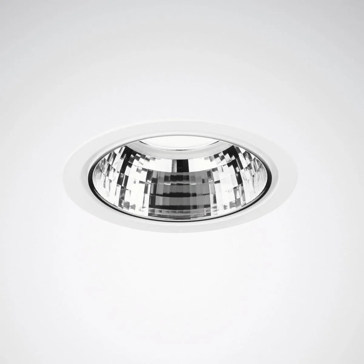 Trilux InperlaL G2 C07 BR25 4700-830 ETDD 01 Pic_1