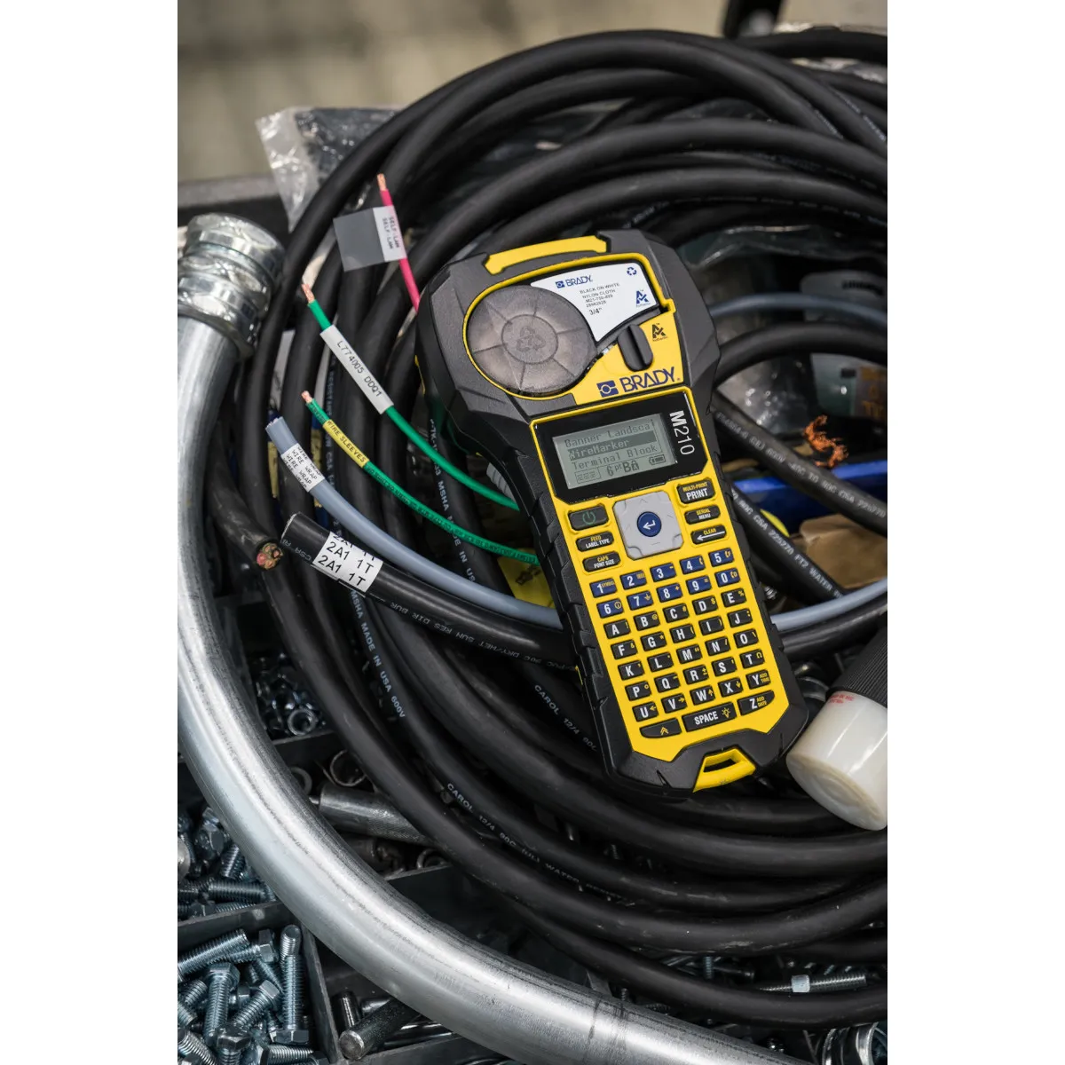 Brady M210-ELEC-KIT US Pic_1