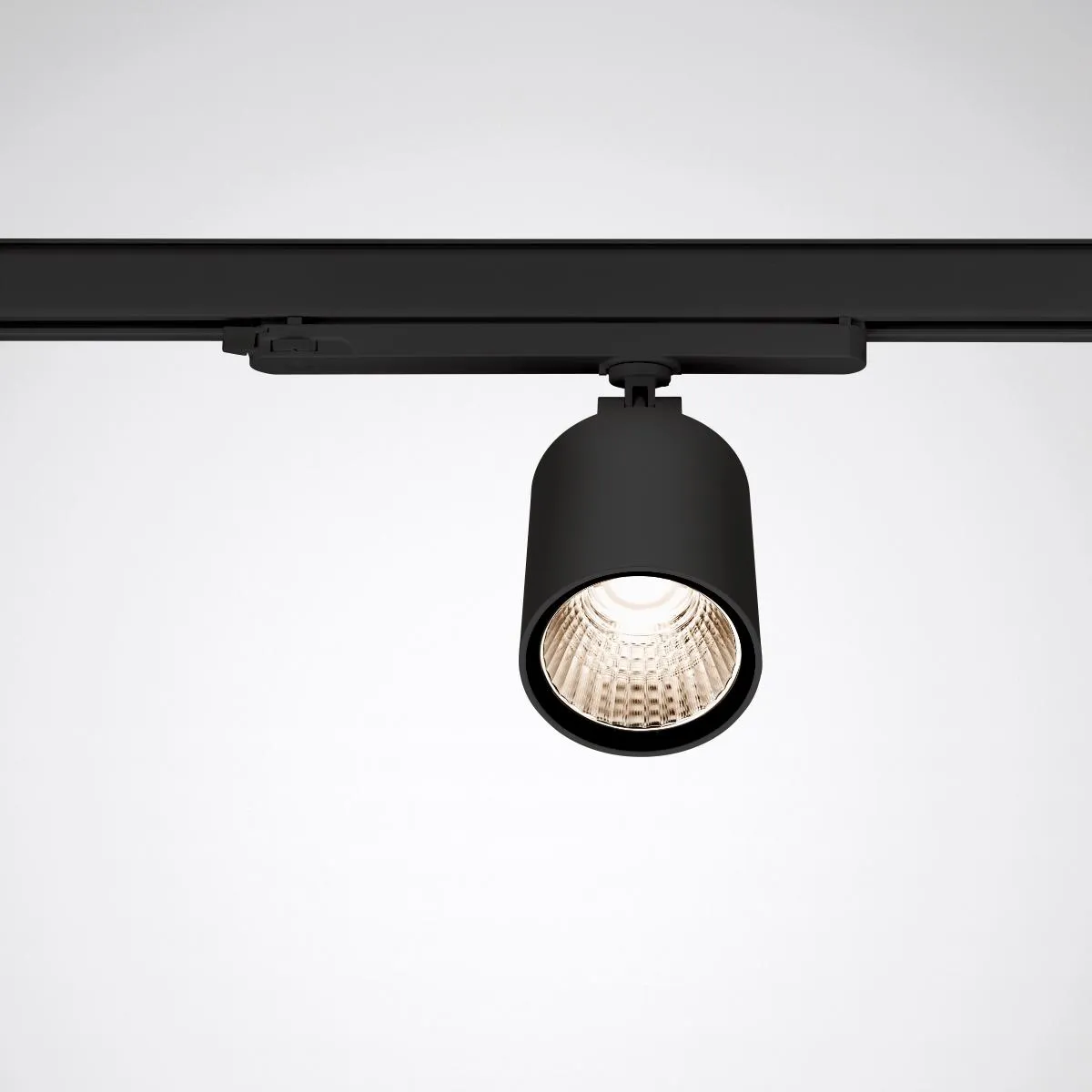 Trilux BV G2 3PTD RF-MF 30-BC M49 ETDD 05 Pic_1