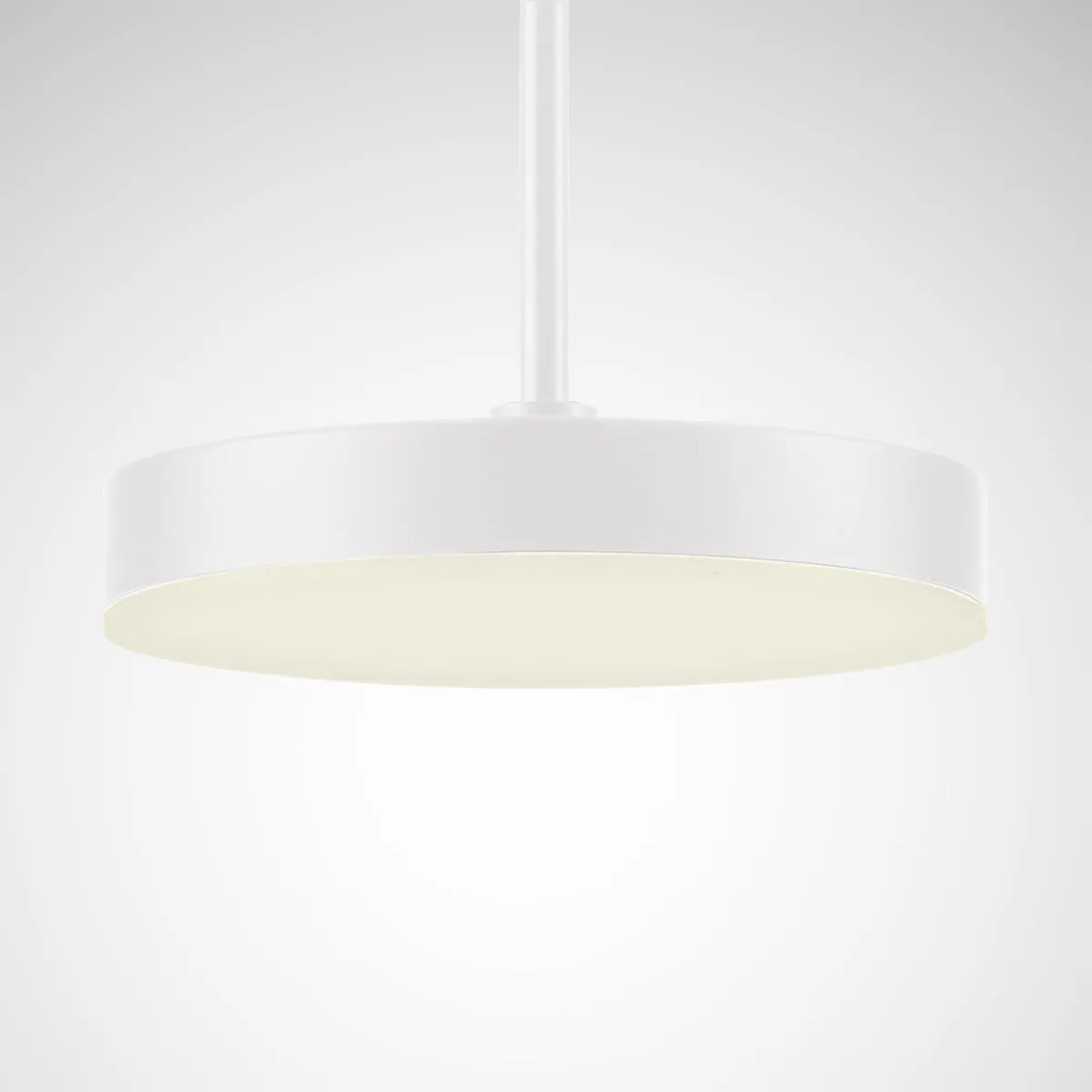 Trilux MuchMoon240 OP max3000-830 S48 01 Pic_1