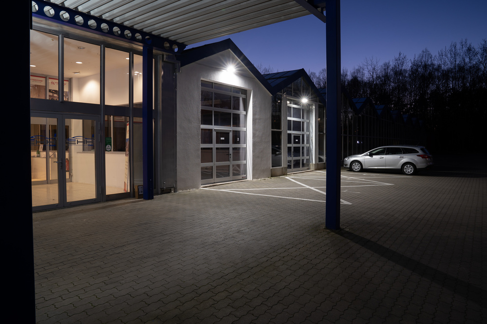 LEDVANCE GMBH FL PFM 80 W 4000 K SYM 100 BK Pic_3