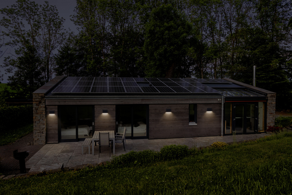 Ledvance Endura Style IP65 Wall Ilja Dark Gray Pic_1