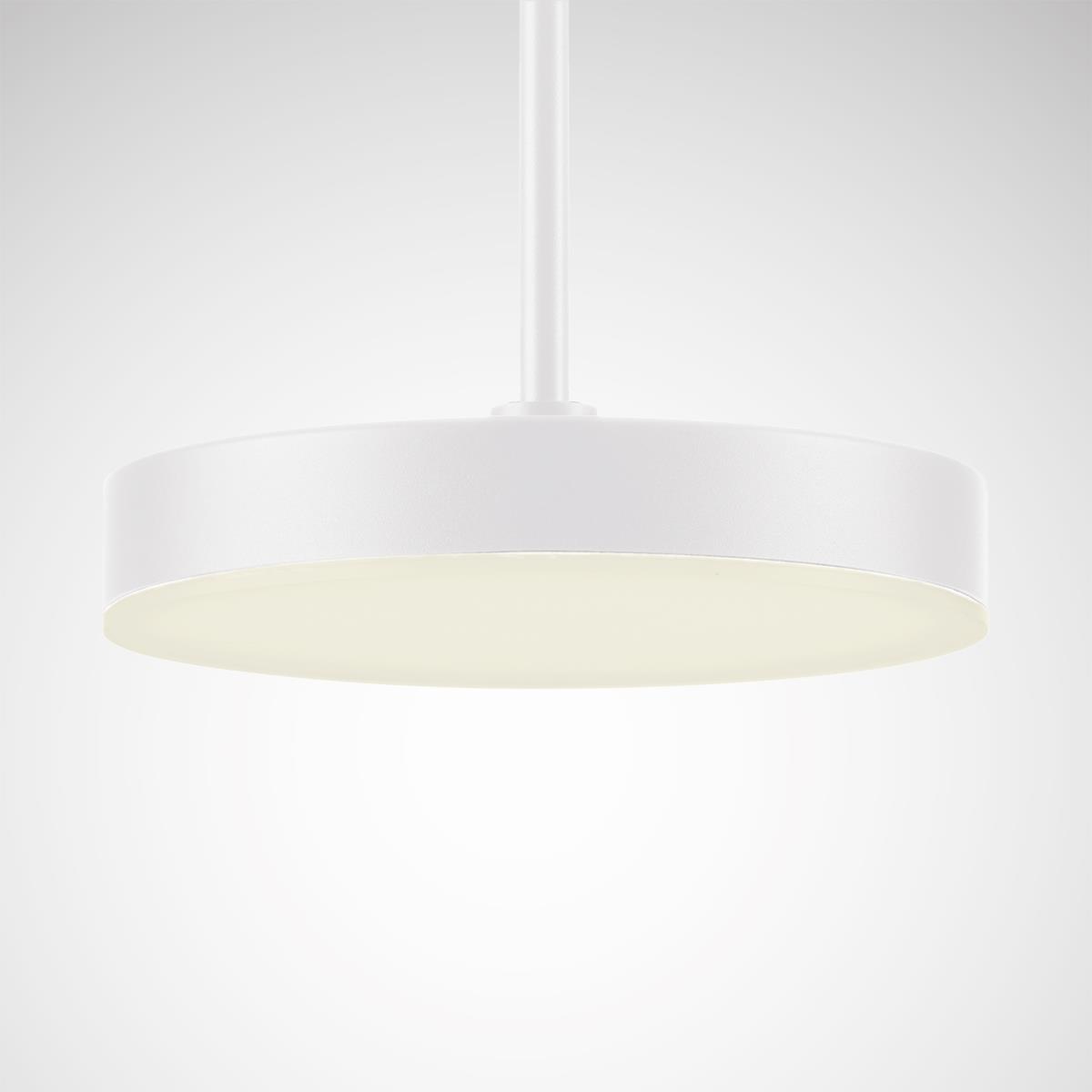 Trilux MuchMoon240 OP max3000-830 S48 01 Pic_1