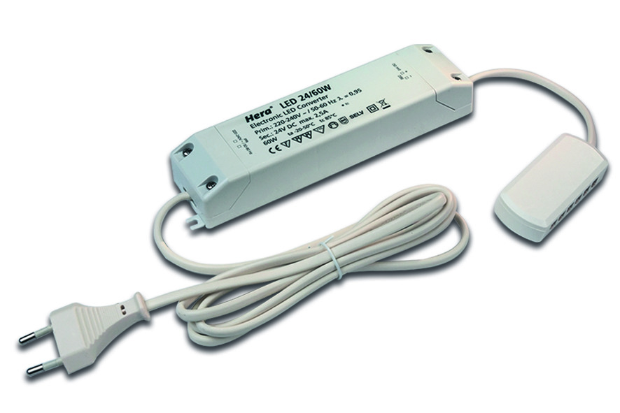 Hera, Enger Trafo LED 24/50W Eurostecker, 12-fach Verteiler Pic_1