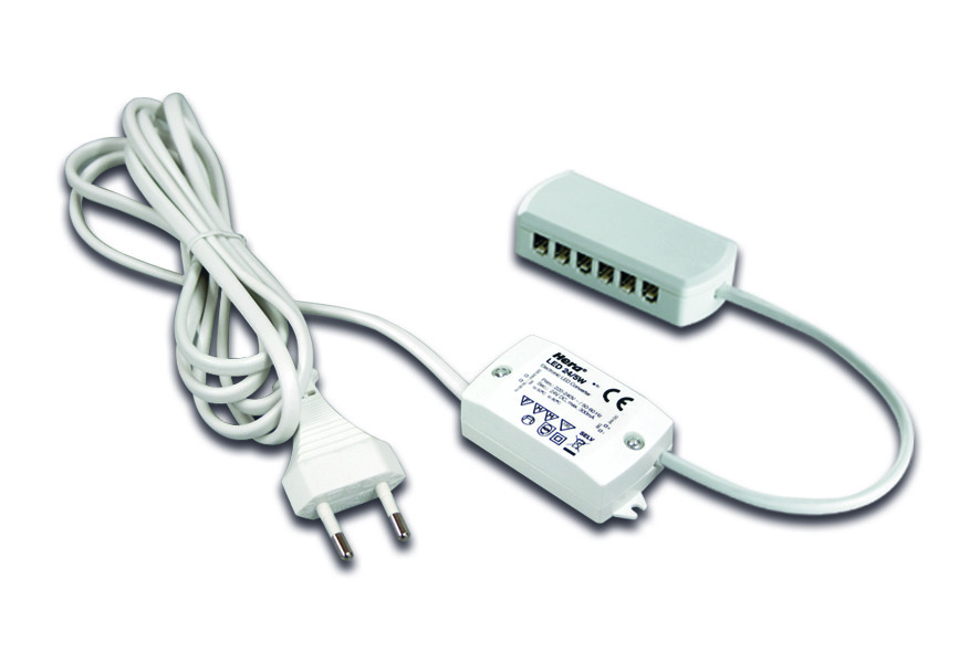 Hera, Enger Trafo LED 24/5W Eurostecker, 12-fach Verteiler Pic_1