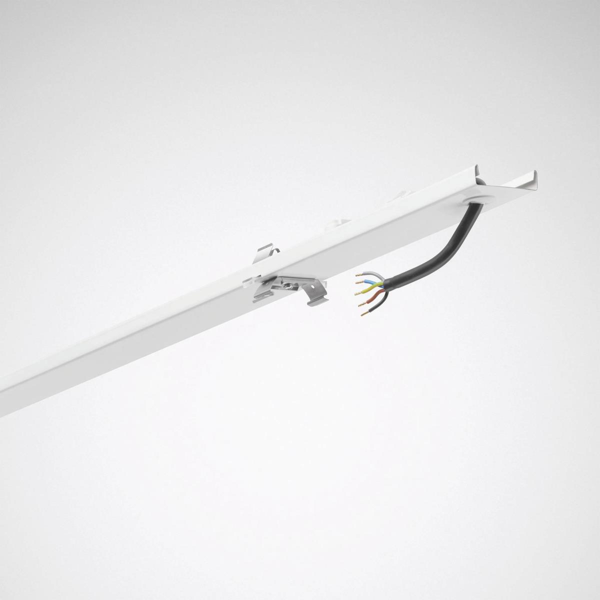 Trilux 7650IP OleveonF L150 01 Pic_1