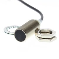 Omron E2A-M18KS05-WP-B1-TP 6M Pic_1